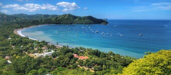 5-minute Walk to Beach & Town - Huge Pool & Community Areas - Gated Complex