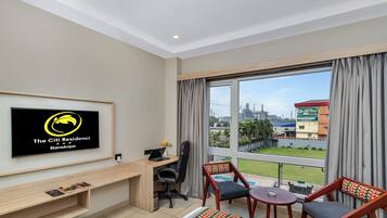 Super Deluxe Room | Individually decorated, individually furnished, desk, laptop workspace