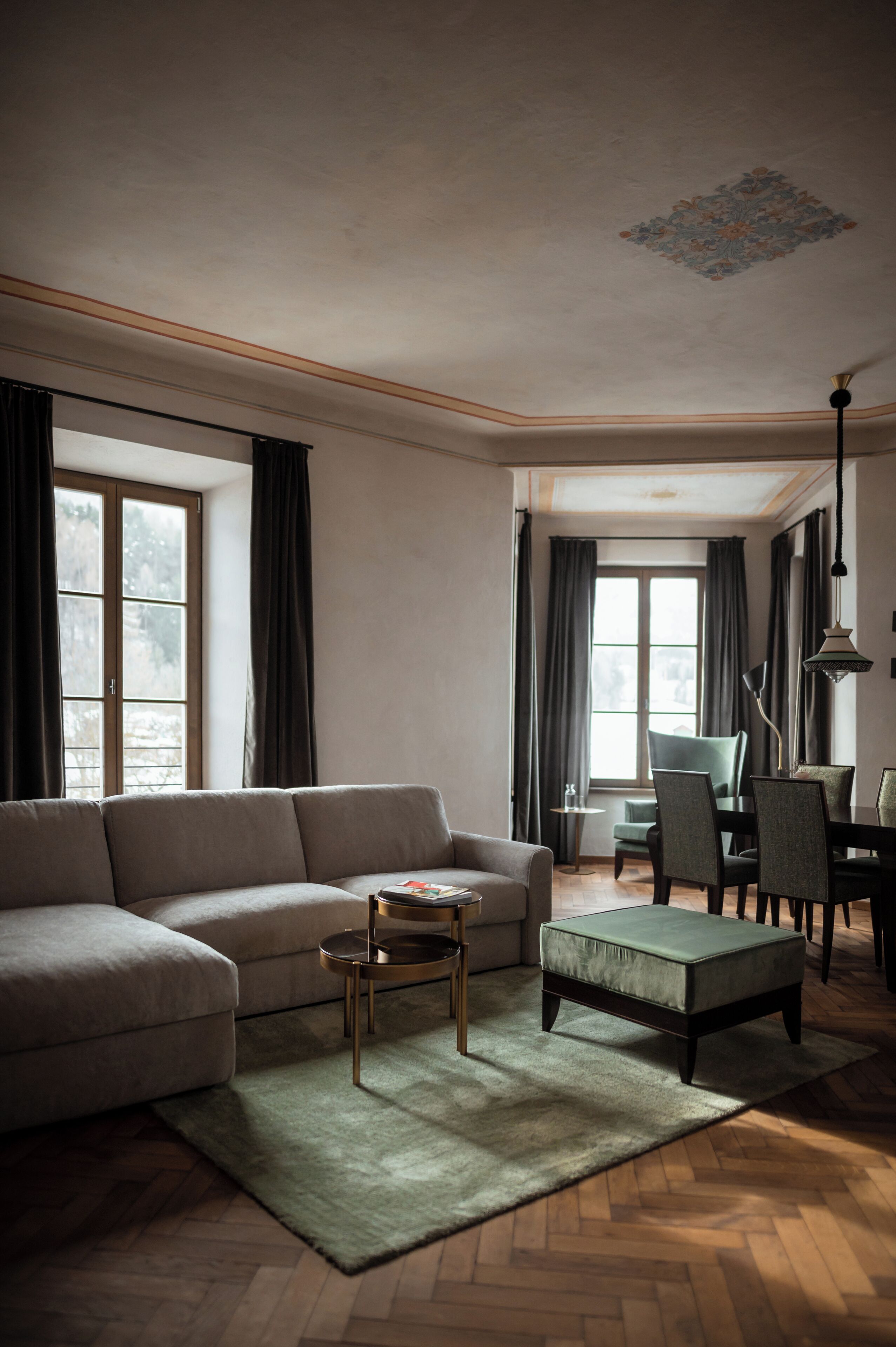 Suite Deluxe, vue piscine | Coin séjour