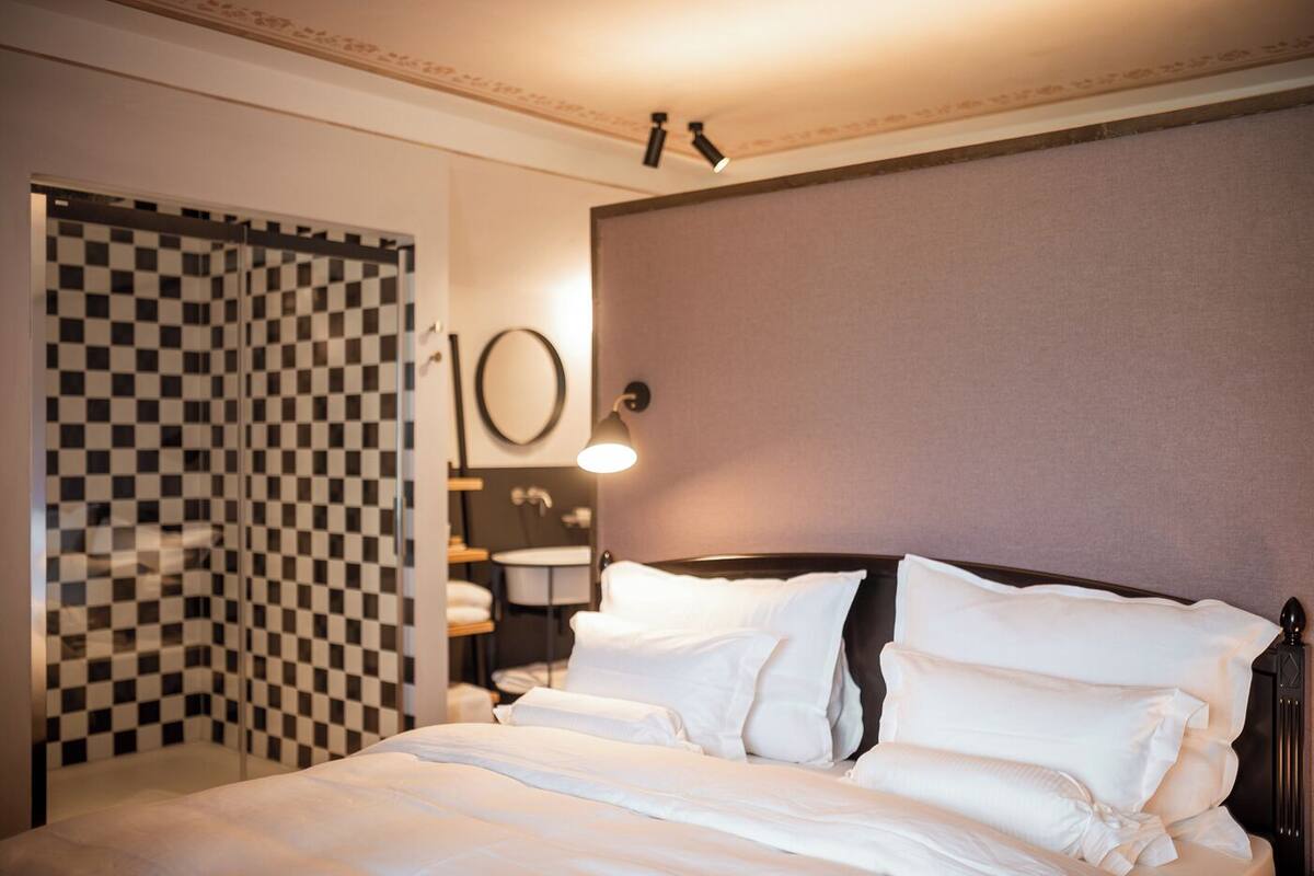 Superior Suite | In-room safe, desk, blackout curtains, free WiFi