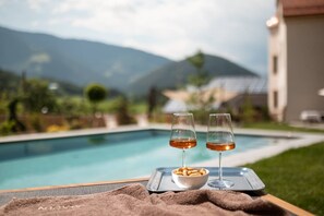 Seasonal outdoor pool - Castel Maurn (San Lorenzo di Sebato)