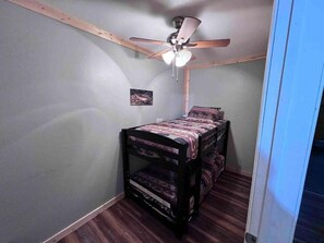 2 bedrooms, WiFi
