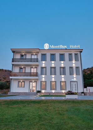 Façana frontal de l'allotjament