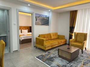 Deluxe Süit, Şehir Manzaralı | Oturma alanı