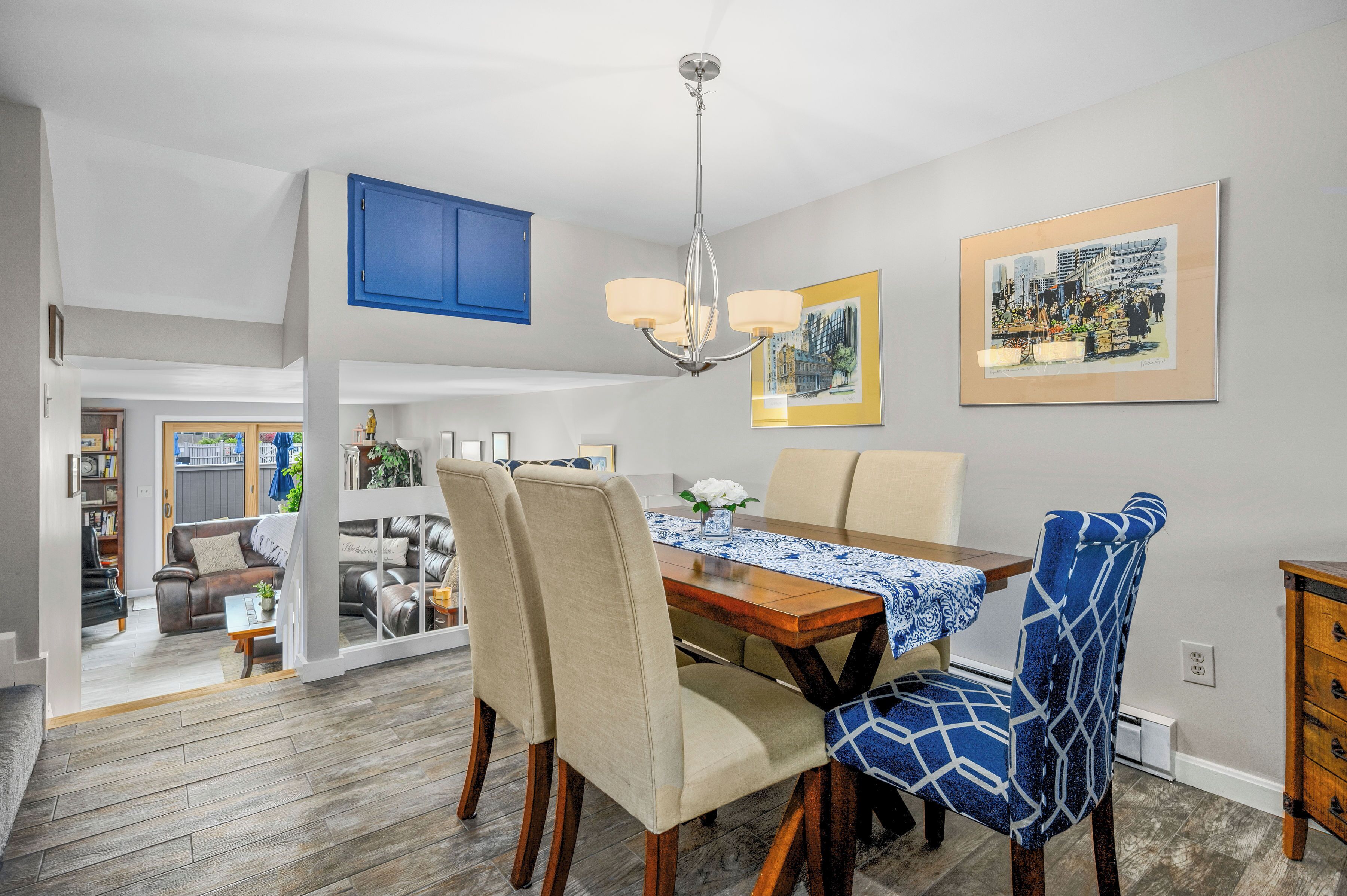 3-bedroom, 2.5-bathroom Poolside Townhome - Private beach