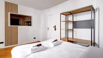 1 bedroom, iron/ironing board, travel cot, WiFi