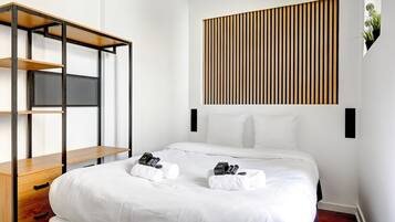 1 bedroom, iron/ironing board, travel cot, WiFi