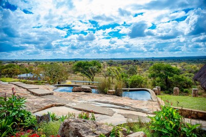 Thakgalo Honeymoon Suite - 2211