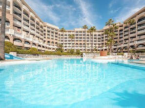 Outdoor pool - ON VACAY : Haven of peace, sea view, 100m from the beach - Whirlpool bath (Cannes)