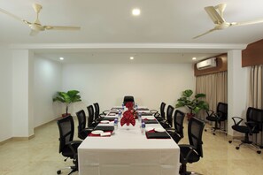Fasilitas rapat