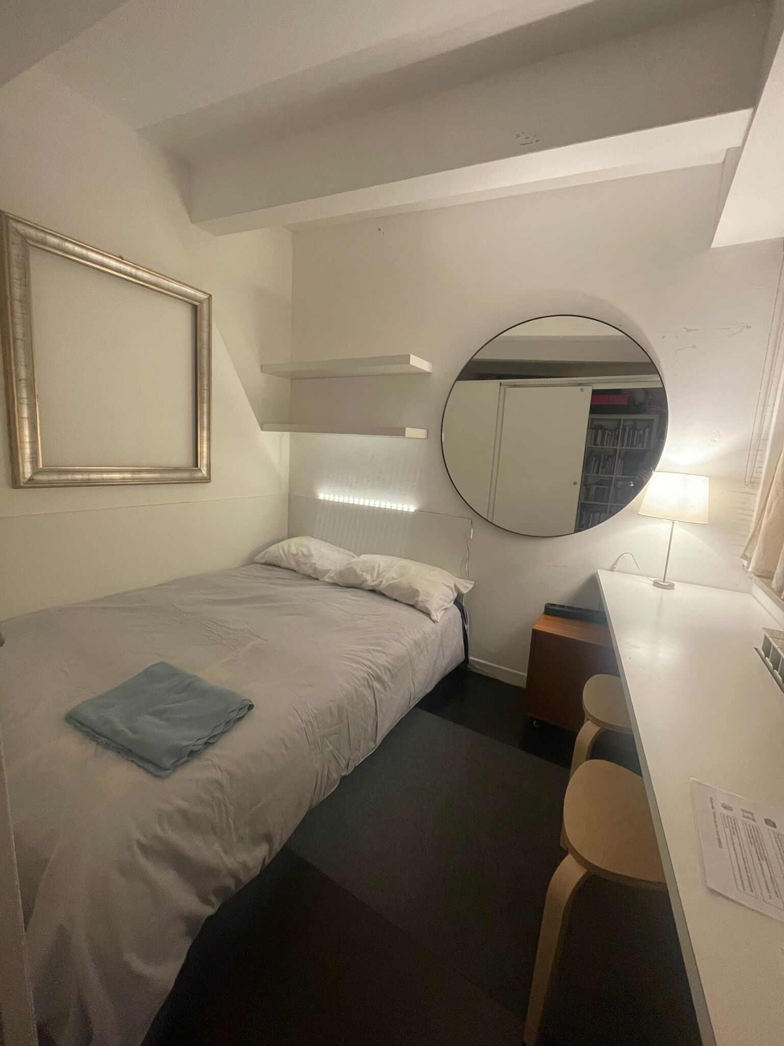 1 chambre, bureau, Wi-Fi, draps fournis