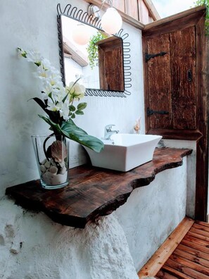 Apartment | Bathroom - Cozy Coastal Apartment Retreat Near Arendal (Arendal)