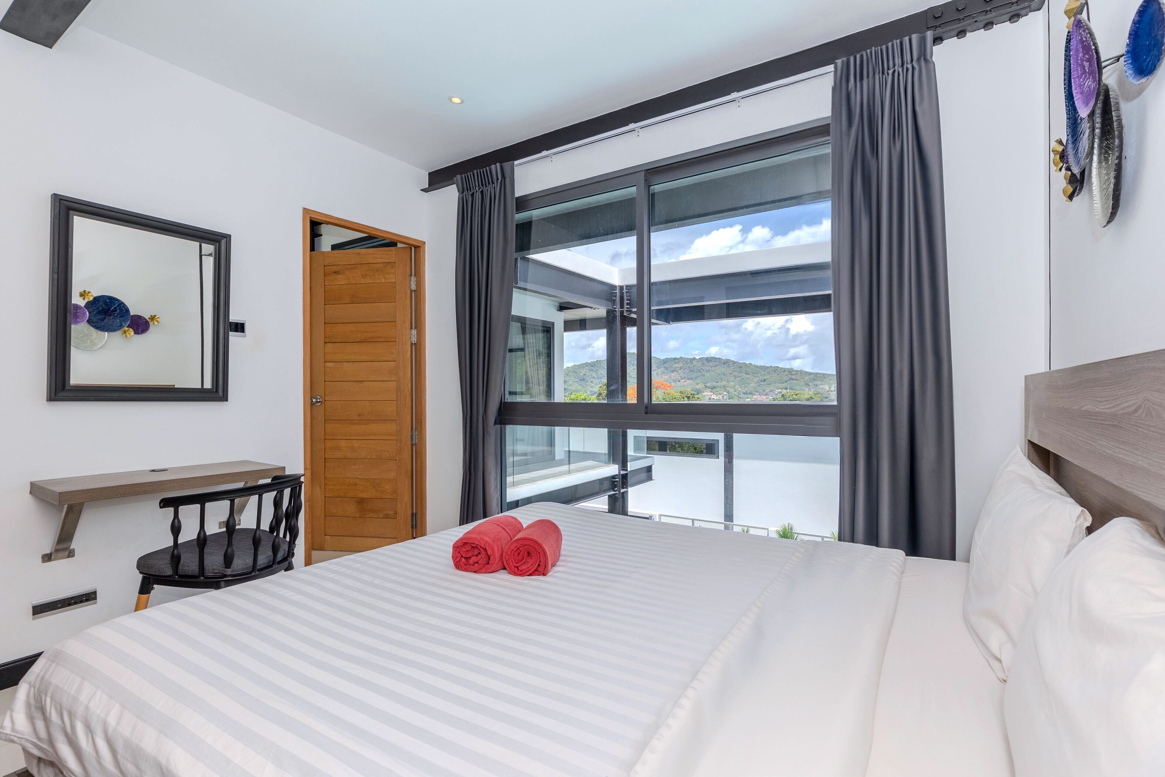 设计别墅, 4 间卧室, 泳池景观 | 4 多间卧室、免费 WiFi、床单