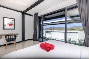 Design-huvila, 4 makuuhuonetta, näköala uima-altaalle | 4 makuuhuonetta, ilmainen Wi-Fi, vuodevaatteet