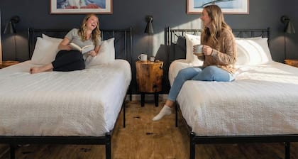 The Inn at Shady Pines