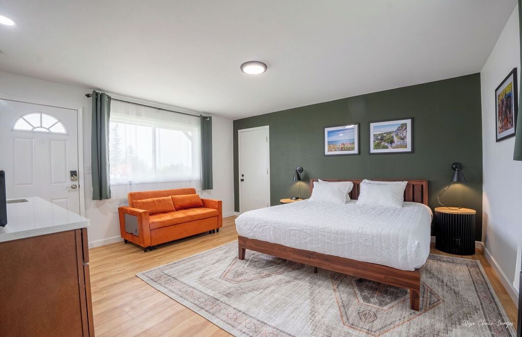 Rideaux occultants, fer et planche à repasser, Wi-Fi gratuit