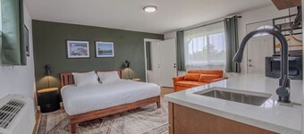 The Inn at Shady Pines