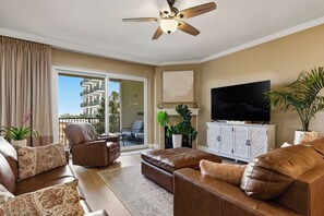 Smart TV, DVD player, stereo - ✨Water Views | Great Amenities | AAA Four Diamond Resort | The Marina 7-206✨ (Myrtle Beach)