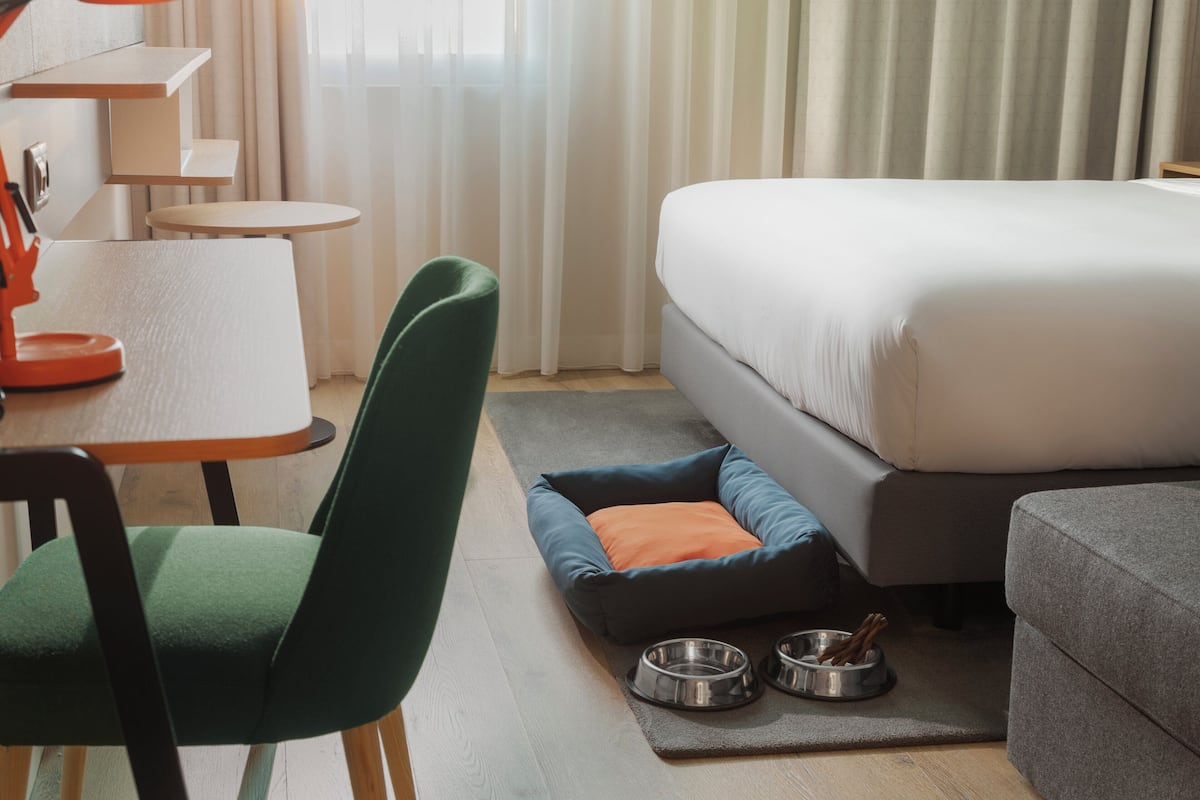 Minibar, in-room safe, desk, soundproofing