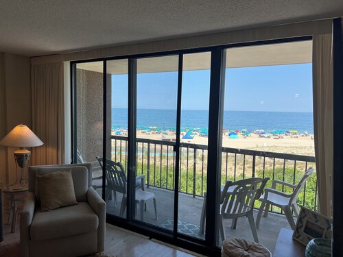 Bethany Beach Sea Colony resort Oceanfront condo. Walk to the Ocean and Pools!