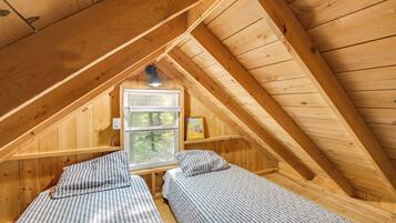 Apartment (0 Bedroom) | Interior