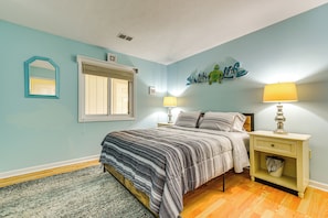 Apartment (2 Bedrooms) | Interior - 7 Mi to North Myrtle Beach: Condo w/ Pool Access (Little River)