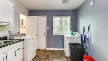 Rumah (3 Bedrooms) | Interior