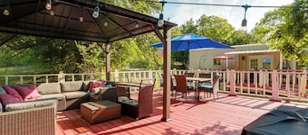 Peaceful Farm Retreat w/ Walking Trails On-site!