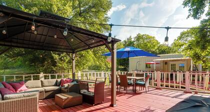 Peaceful Farm Retreat w/ Walking Trails On-site!