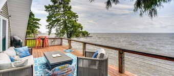 Cabin on Albemarle Sound w/ Dock & 2 Kayaks
