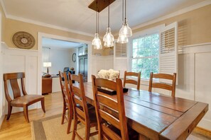 Interior - Spacious Taylors Home ~ 5 Mi to Dtwn Greenville! (Taylors)