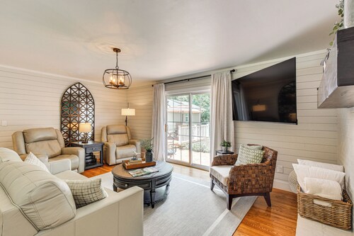 Spacious Taylors Home ~ 5 Mi to Dtwn Greenville!