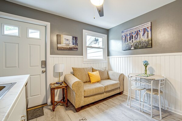 Apartment (1 Bedroom) | Front of property - Charming Geneva Vacation Rental ~ 5 Mi to Lake! (Geneva)