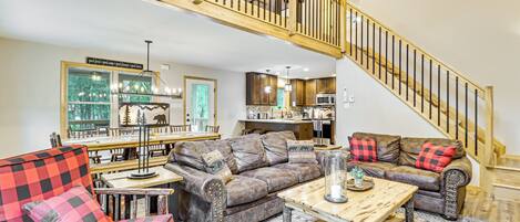 House (5 Bedrooms) | Front of property