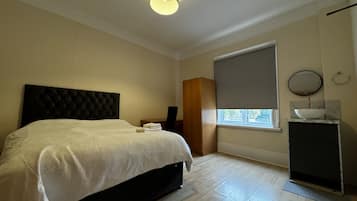 Standard Double Room, Shared Bathroom | Free WiFi