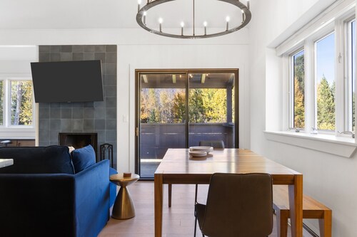 Outpost: Thistle 924 - Renovated!