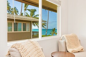 Interior - Beachfront Family Dream Vacation in Tranquil Home Along the Waianae Coast (Waianae)