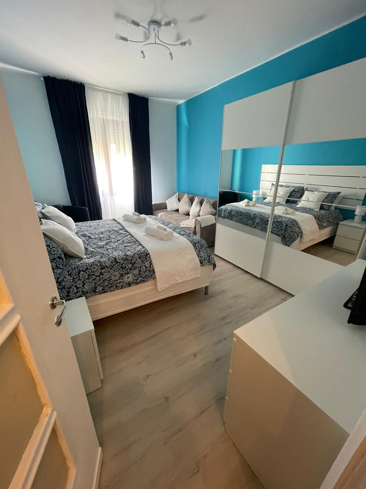 2 Schlafzimmer, Bügeleisen/Bügelbrett, Reisekinderbett, WLAN