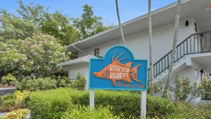Exterior detail - I-151 - First Floor With Resort View & Sleeps 4 (Naples)