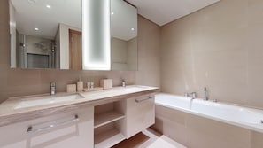 2 bedrooms - Downtown - Blvd Heights T2 1802 (Dubai)