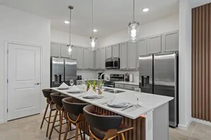 House | 7 bedrooms, Internet - New Home 7bed 7bath Paradiso Grande Resort (Orlando)