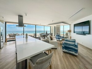 Apartment - 3BR Ground Floor Condo With Direct Pool Access (Puerto Peñasco)