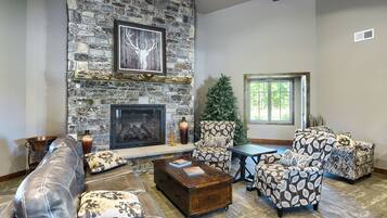 TV connectée, cheminée