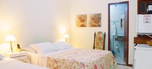 In-room safe, iron/ironing board - Pousada Horizonte dos Borbas (Angra dos Reis)