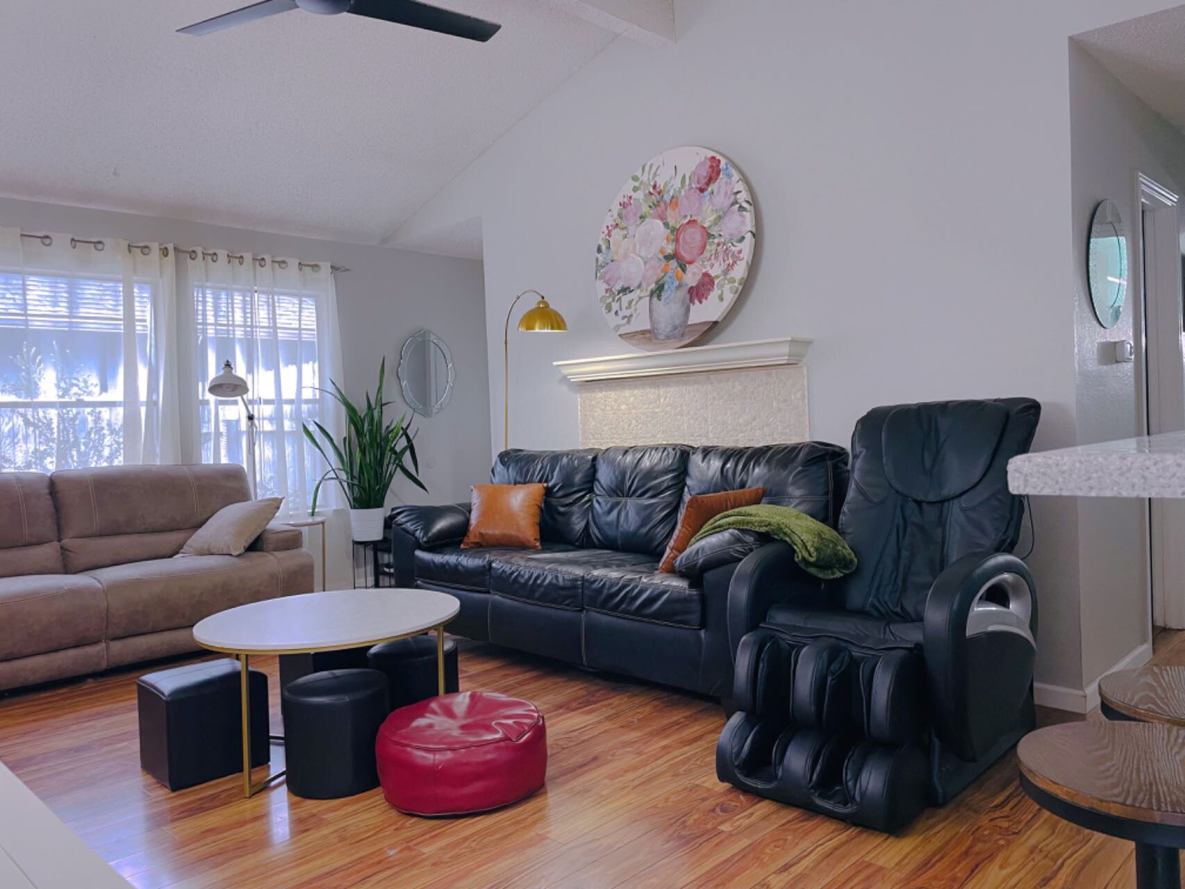 Charming 2-bedroom house in wonderful Austin with AC, WiFi
