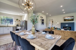 Cabane, 4 chambres | Restauration