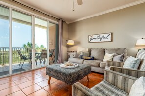 公寓客房, 3 間臥室 | 起居區