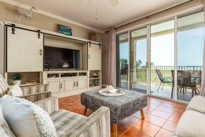 公寓客房, 3 間臥室 | 起居區