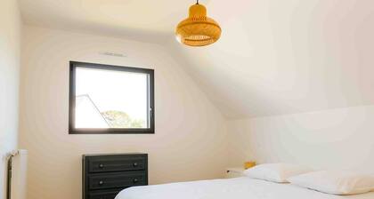 490m from the beach, new house for 8