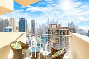 Apartment | Balcony - LUX The JW Marina Suite 2 (Dubai)
